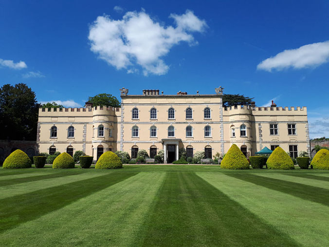 Wedding Venues Buckinghamshire - Hampden House
